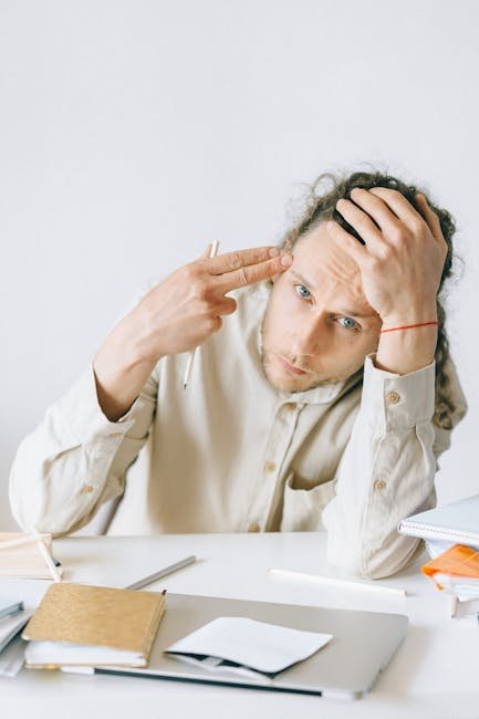 Apa Itu Impostor Syndrome dan Bagaimana Menghadapinya?