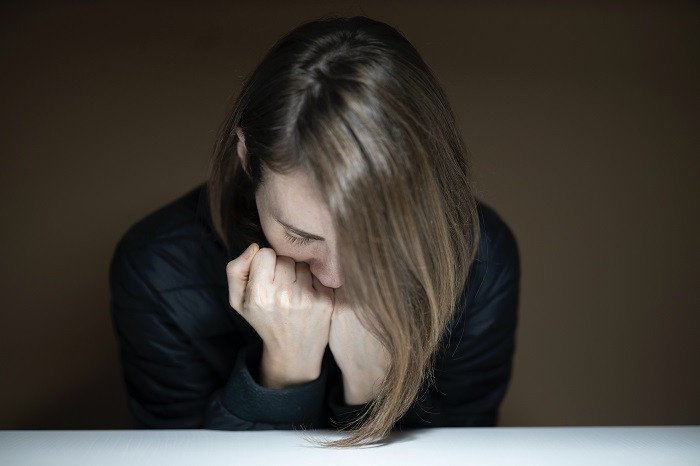 Bahaya Depresi Berkepanjangan! Belajar Dari Kejadian Ibu Yang Gorok Anak Kandungnya