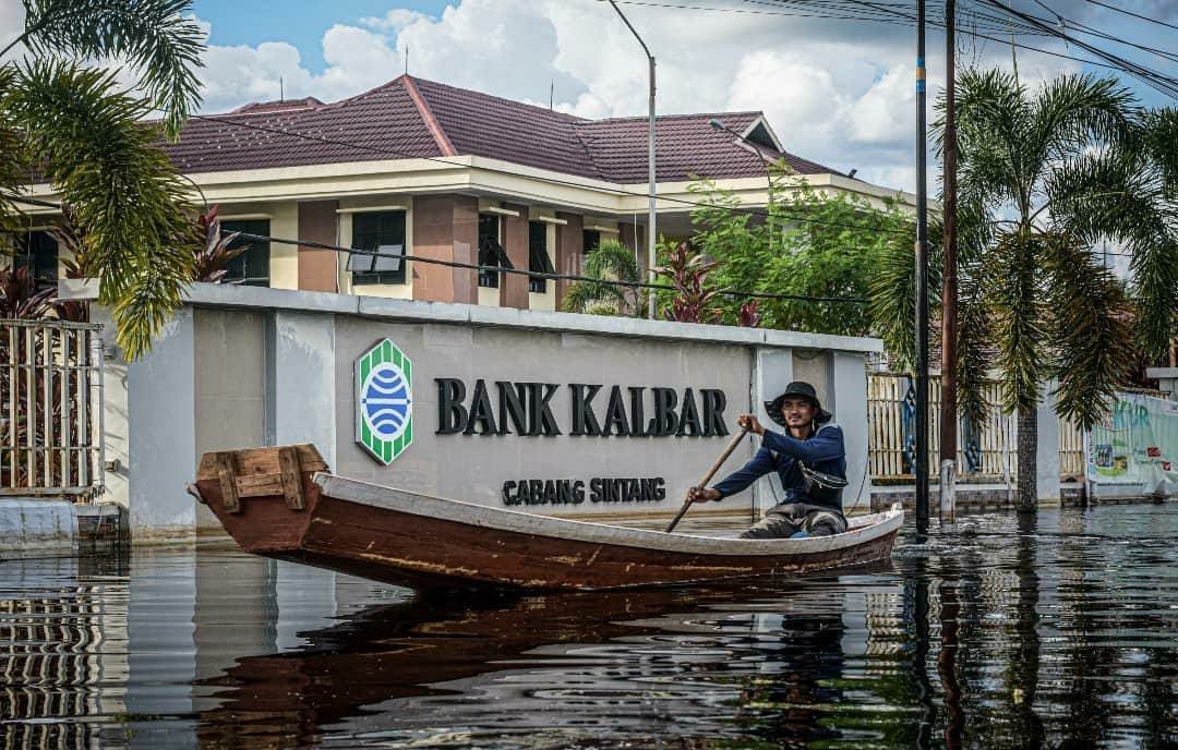 Banjir Sintang tak Kunjung Surut, 124 Ribu Warga Terdampak Banjir