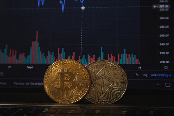 Bitcoin Hancur Dalam Waktu Dua Pekan