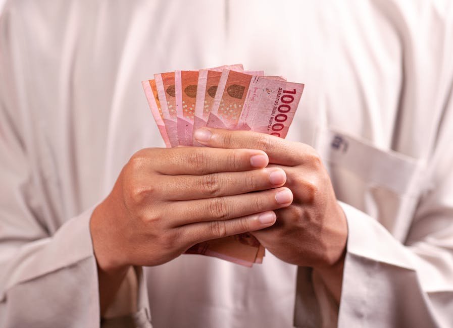 Cek Bansos Lewat NIK KTP: BLT Kesra Rp900 Ribu Sudah Cair Oktober 2025, Begini Cara Cek Nama Anda!