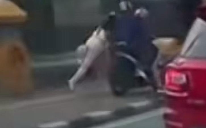 Viral! Perempuan Diduga Jadi Korban Jambret, Terseret Beberapa Meter
