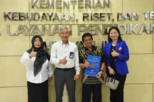 Dosen Universitas Bina Darma Dr. Muji Gunarto, S.Si., M.Si. Raih Jabatan Fungsional Lektor Kepala