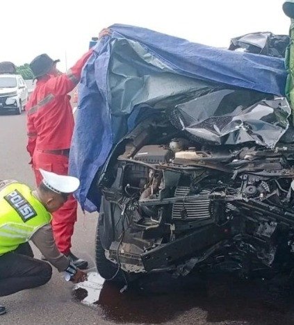 Empat Orang Tewas dalam Kecelakaan Maut di Tol Palembang-Kayuagung