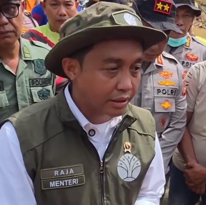 Gelondongan Kayu Misterius di Arus Banjir: Menhut dan Polri Kerahkan Teknologi dan Satgas Gabungan