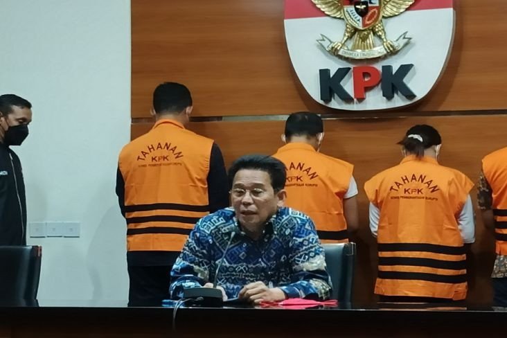 KPK Berhasil Sita Rp.2,8 M Usai Gelar OTT Proyek Jalur Kereta Api