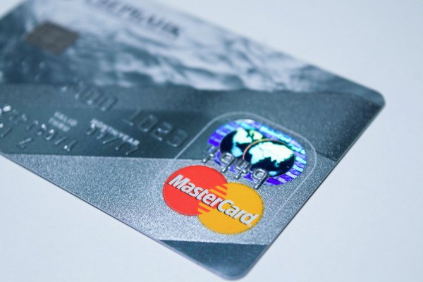 Mastercard Mengembalikan Uang Senilai $ 19 Miliar