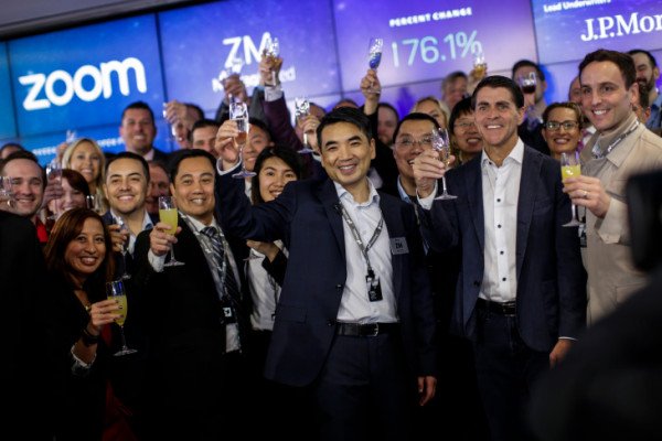 Pendiri Zoom Eric Yuan Mentransfer Saham Senilai $ 6 Miliar
