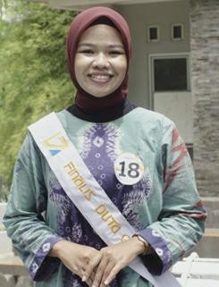 TOP 10 Besar Duta GDI Elak Enggraini: Menggenggam Mikrofon, Menyuarakan Inklusi, dan Menginspirasi Generasi Digital