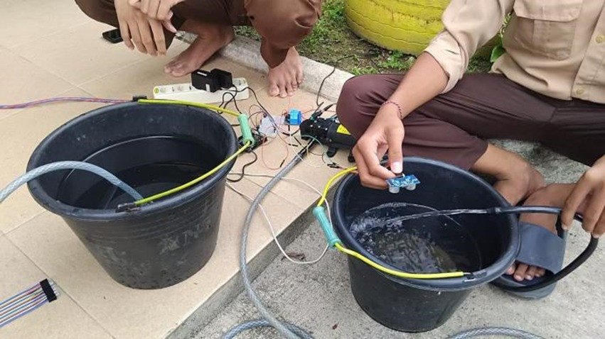 TOP 10 Inovasi GDI Atm (Automatic Water Pump) Pemanfaatan Ai (Artificial Intelligence) Untuk Mengatasi Masalah Pada Toilet Dan Penampungan Air Sekolah