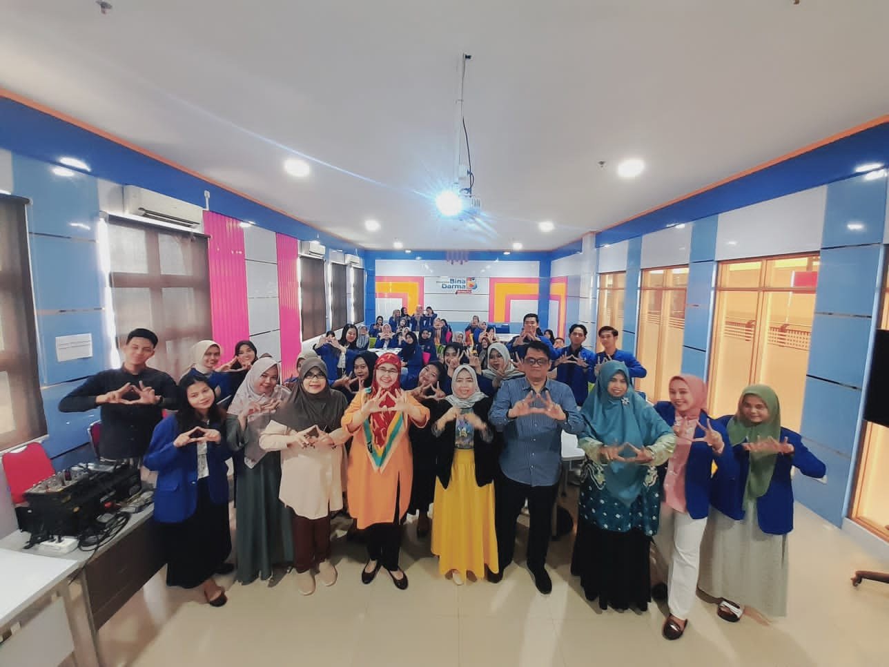 UBD Sukses Gelar Workshop Pelatihan Kompetensi Penyusunan Laporan Keuangan Berbasis SAK EMKM