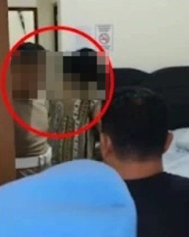 Viral Oknum Polisi Digerebek Propam Saat Selingkuh di Kamar Kosan